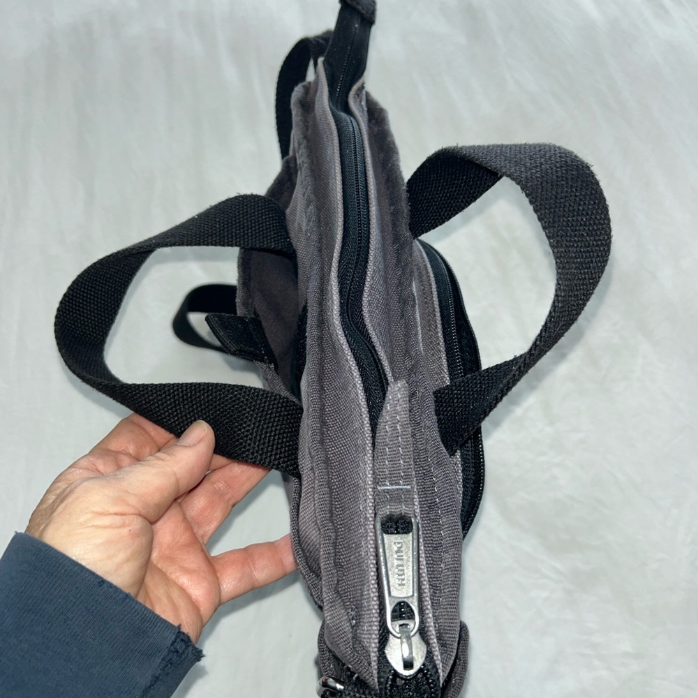 Duluth Trading Company Heritage Canvas Travel Sling - Picture 9 of 16